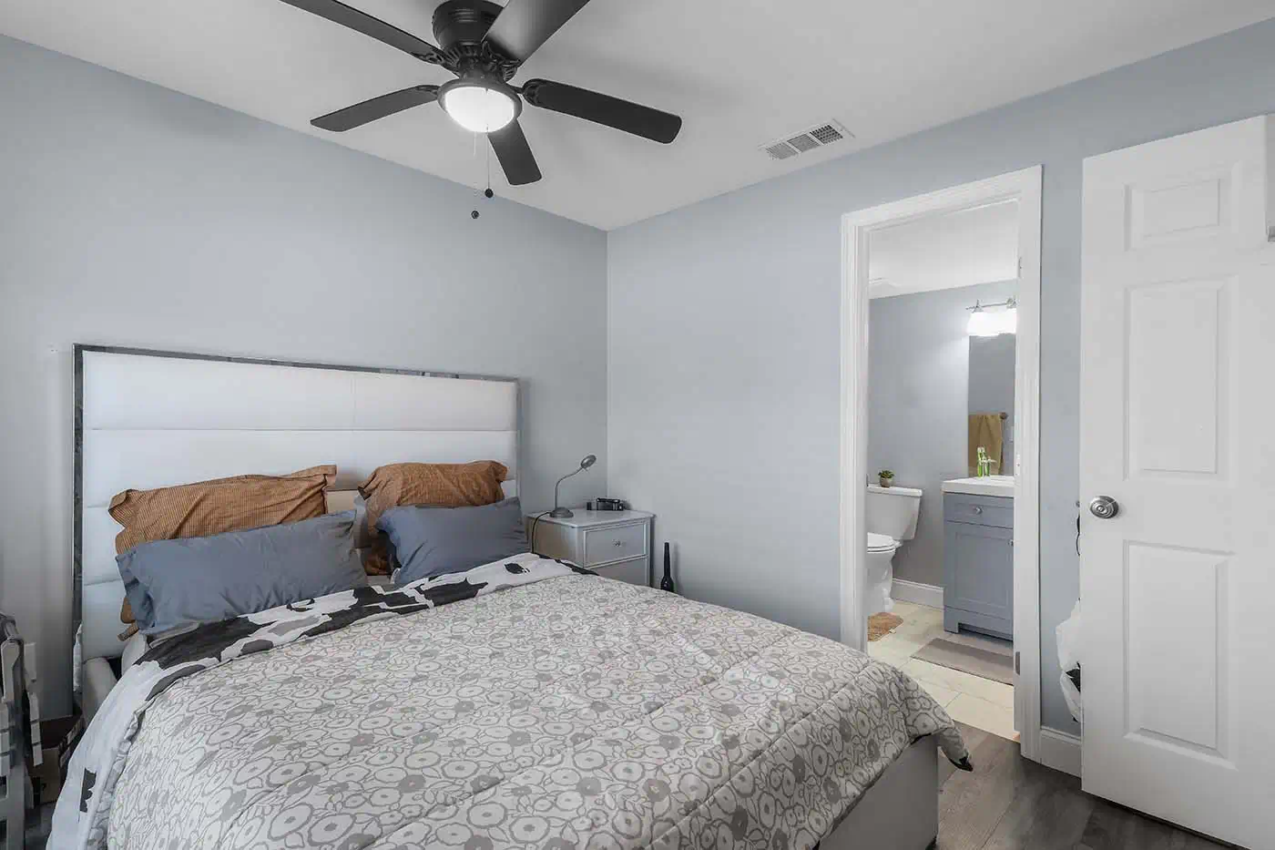 Master bedroom in Fort Myers Florida home for sale