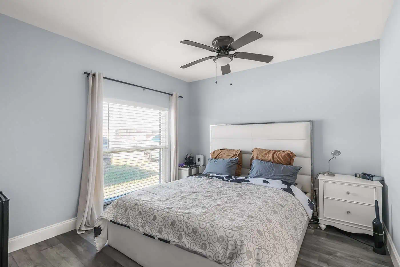 Spacious bedroom in 17495 Ellie Dr Fort Myers Florida property