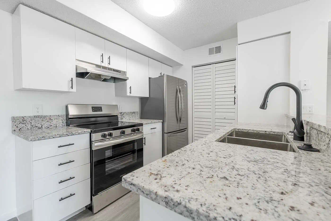 2 bedroom condo for sale in Naples FL Arbour Walk Cir