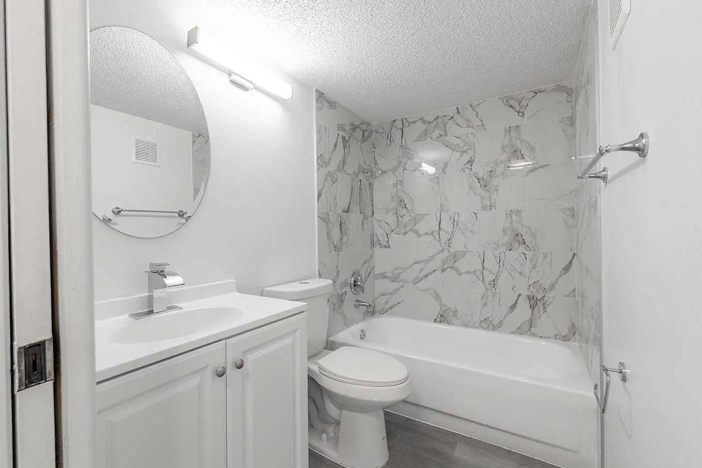 2 bedroom condo for sale in Naples FL Arbour Walk Cir