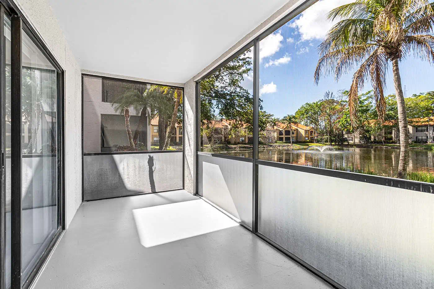 2 bedroom condo for sale in Naples FL Arbour Walk Cir