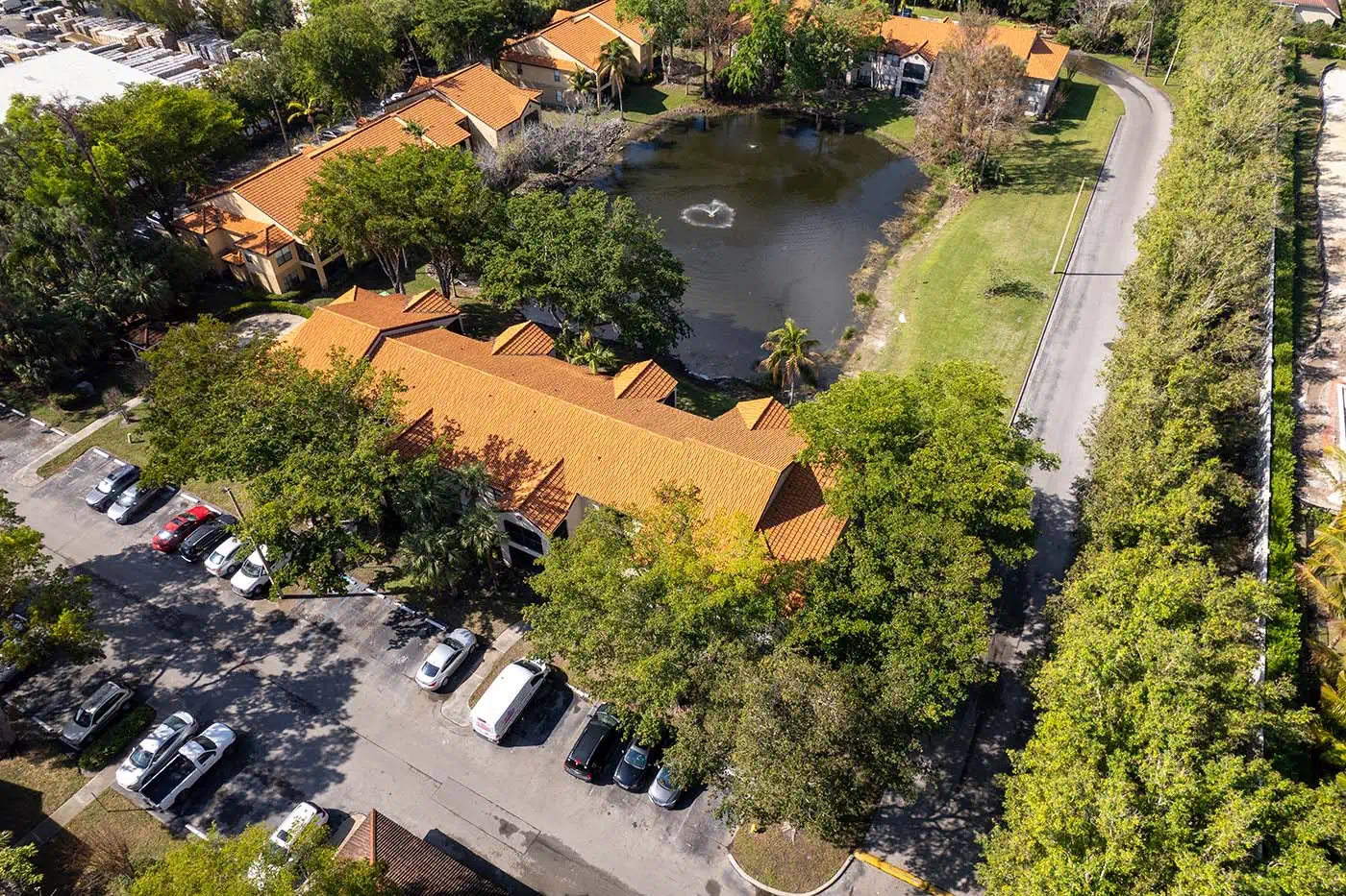 2 bedroom condo for sale in Naples FL Arbour Walk Cir