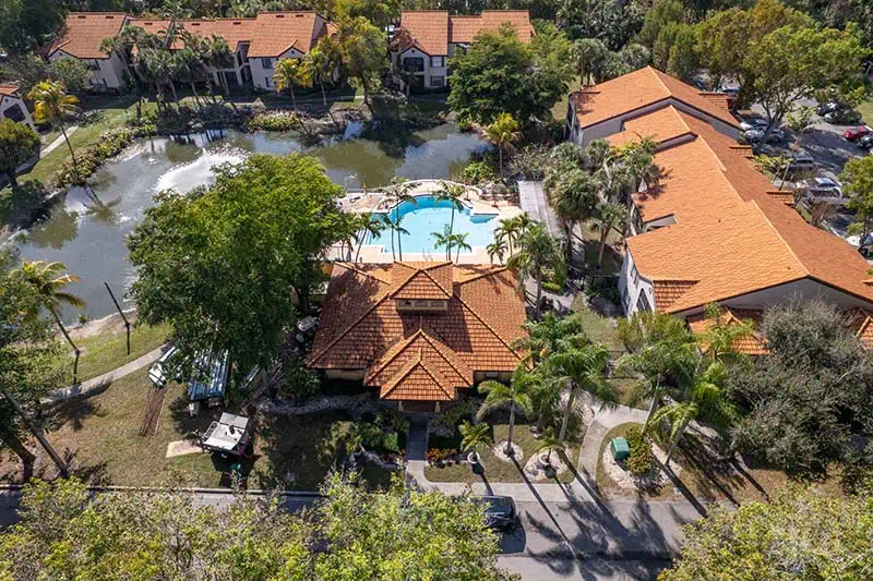 2 bedroom condo for sale in Naples FL Arbour Walk Cir